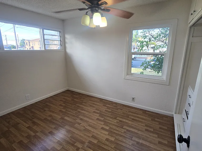 10611 Lexington St — Photo 14