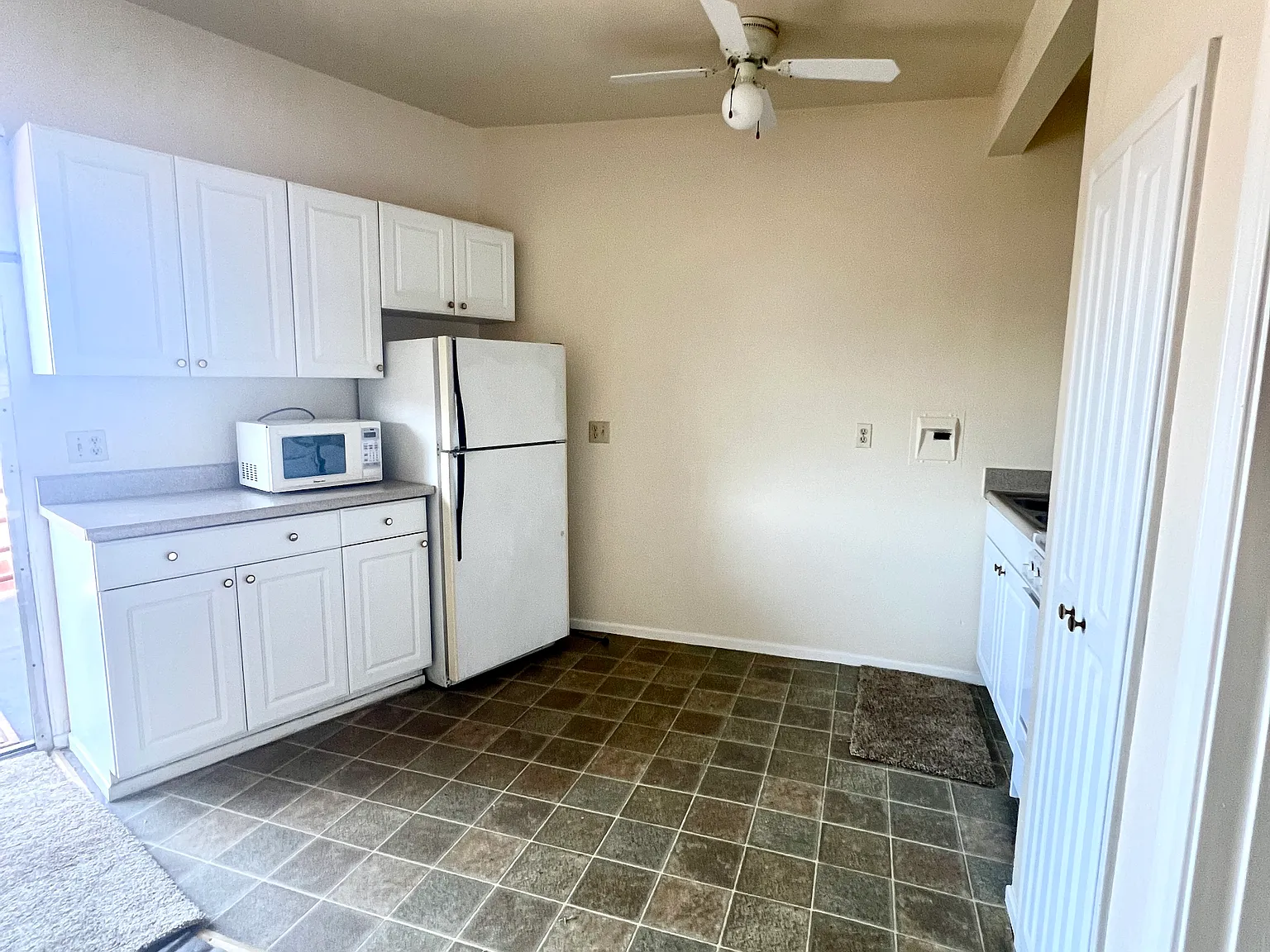 1 bed, $1,795 — Photo 2