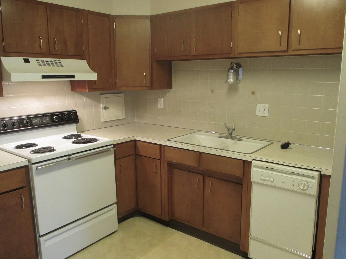 2939 Marine Street — Photo 3