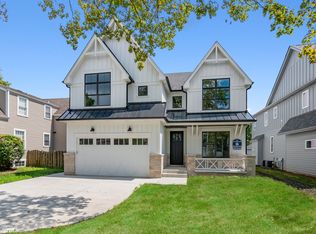 629 S Fairfield Ave, Elmhurst, IL