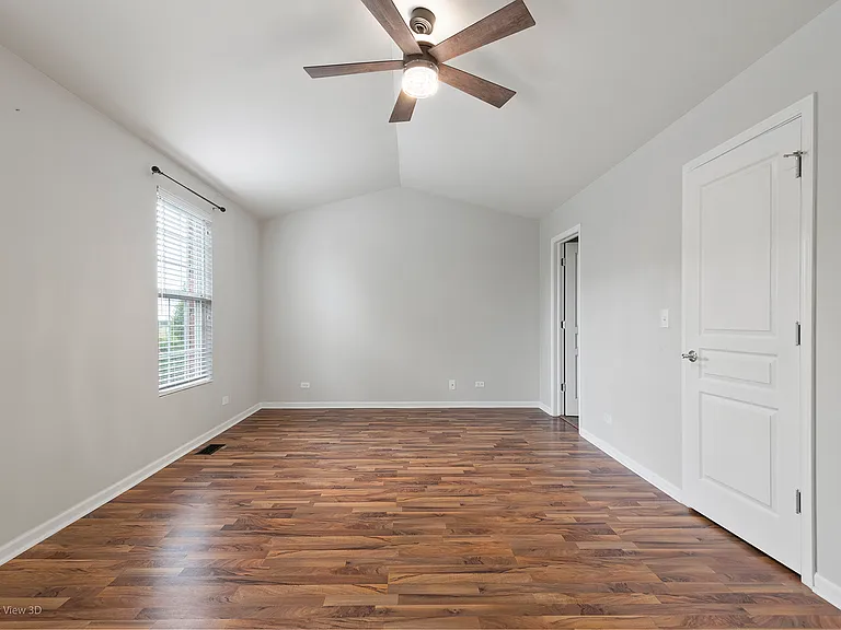 464 Valentine Way — Photo 19