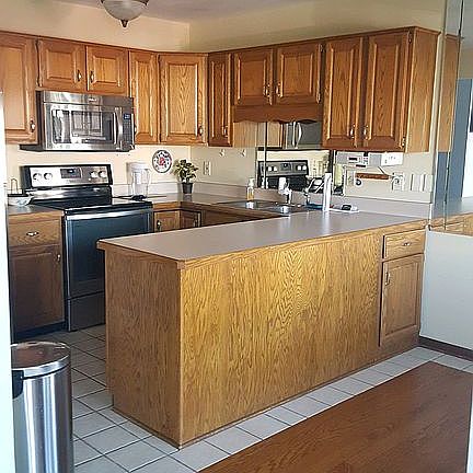 2nd image of 319 Heritage Way