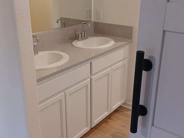 3194 Heather Dr — Photo 33