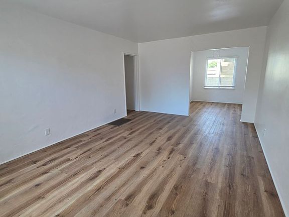 2nd image of 2368 Eucalyptus Ave APT 3