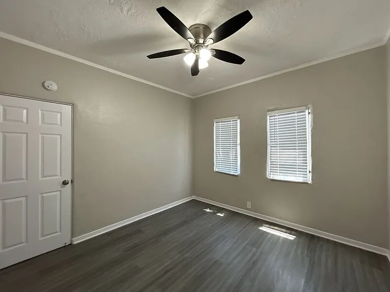 335 Junipero Ave #101 — Photo 9