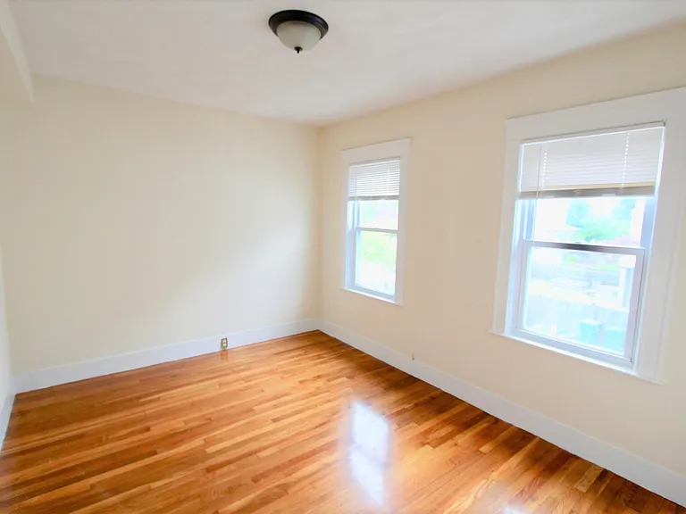 15 Taylor St #RIGHT — Photo 7