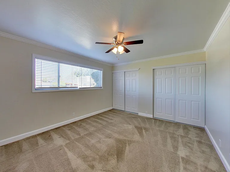 Midway Manor Apts. — Photo 42
