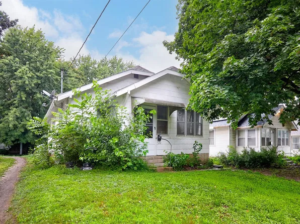 3910 Cornell St, Des Moines, IA 50313