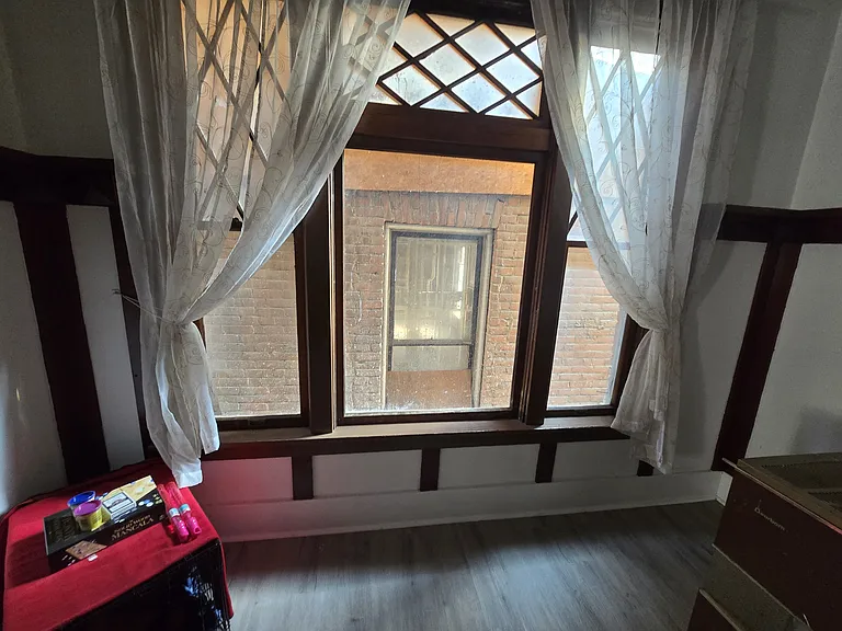 725 Maryland Ave — Photo 11