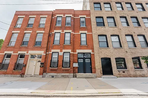 731 W Ohio St #1 Photo 1