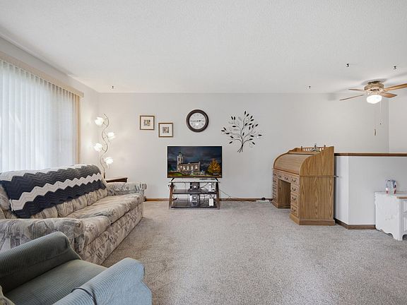 4th image of 1912 7th Ave NE