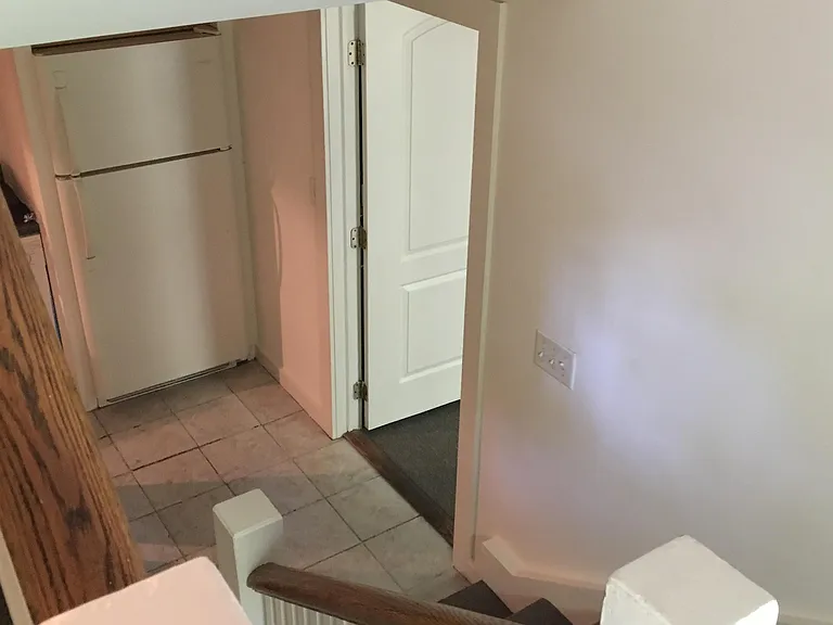 614 E Buffalo St — Photo 5