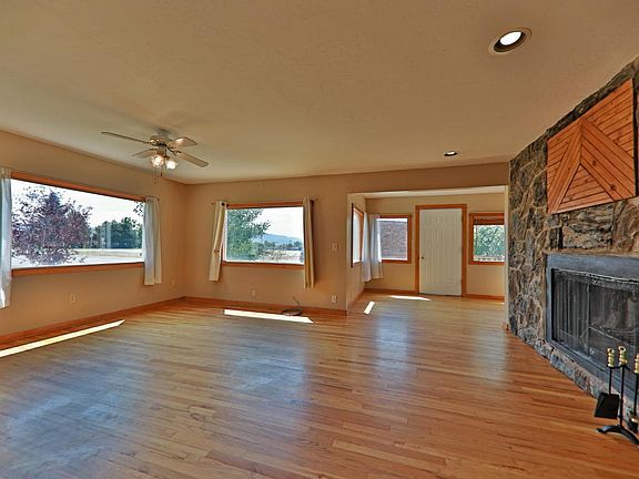 5th image of 145 W Topaz Ave