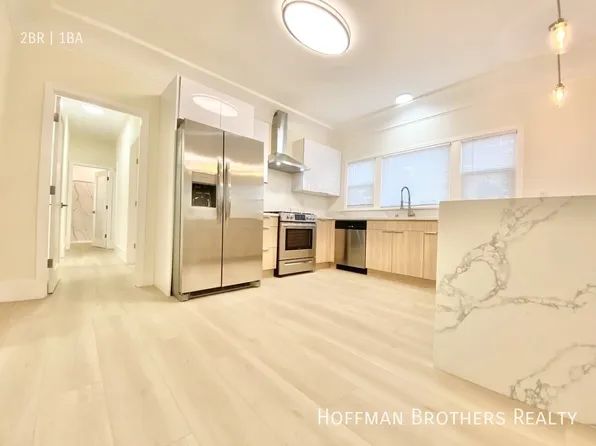 865 N Las Palmas Ave, Los Angeles, CA