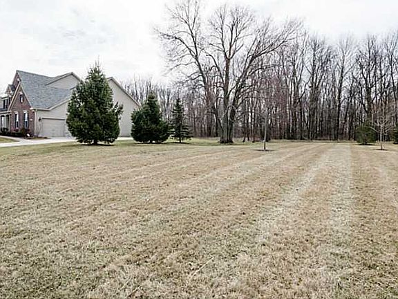 2nd image of 2895 Windy Knoll Ln