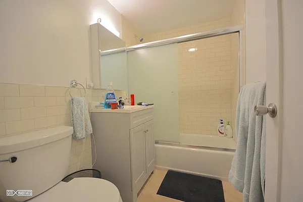 Rented by Corcoran | media 12