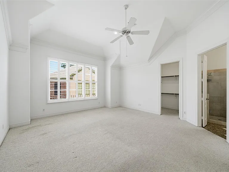 1329 Hyde Park Blvd — Photo 20