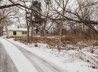 1N445 Swift Rd, Lombard, IL 60148