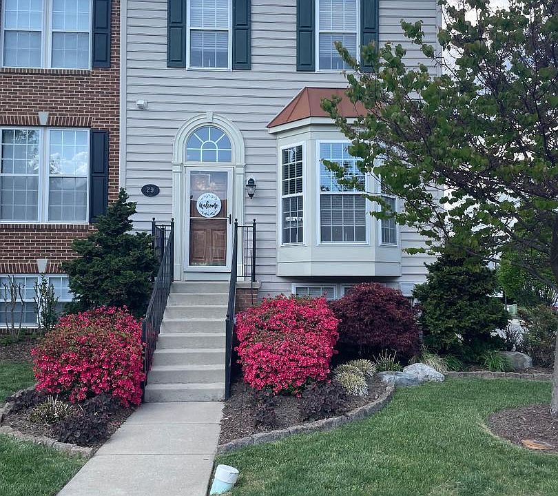 1st image of 29 Baltic Ln