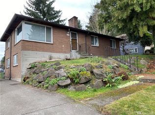 3011 S 144th St, Seatac, WA 98168