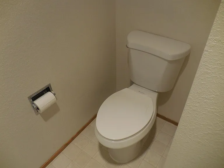 1313 Hall St SE #1 — Photo 9