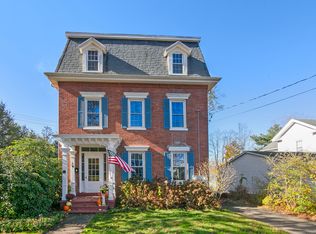 121 Hunting Hill Ave, Middletown, CT 06457