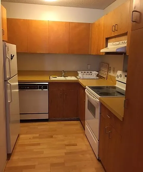 2601 College Ave #106 — Photo 4