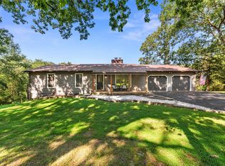 32 Ravinia Ln, Pacific, MO 63069