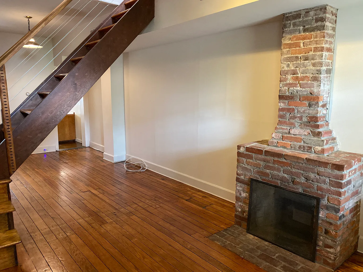 2 bed, 1400 sqft, $2,500 — Photo 4
