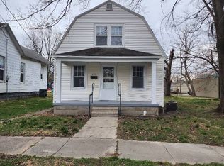 425 W Chestnut St, Olney, IL 62450