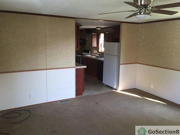 3rd image of 2460 Decker Dr