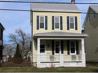 245 Main St, Shoemakersville, PA 19555