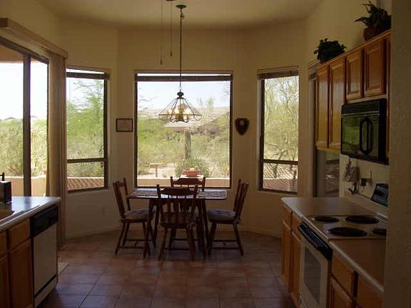 3rd image of 5572 E Pinnacle Drive