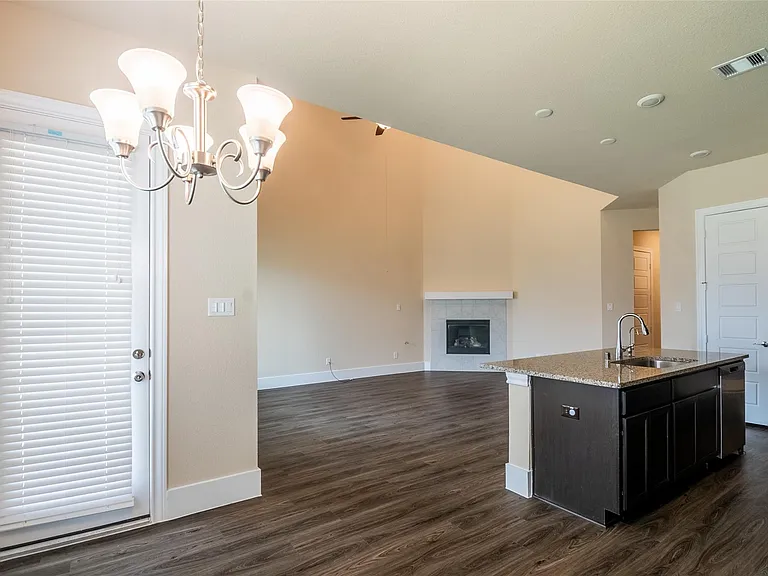 19015 Yellowstone Landing Ct — Photo 14