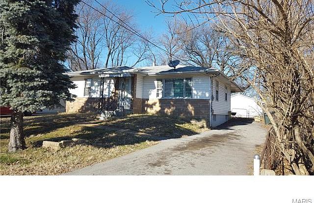 1st image of 251 Sadonia Ave