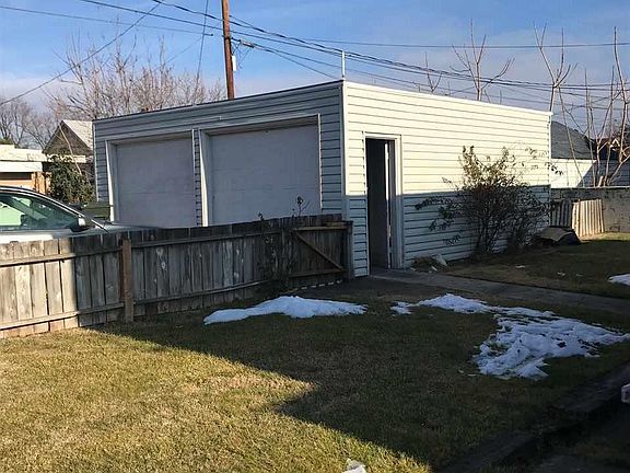 4th image of 831 W Sylvester St