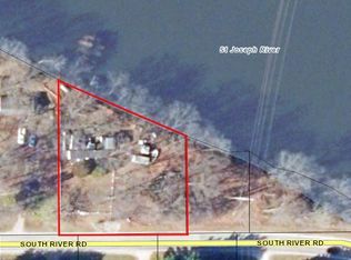 17926 S River Rd, Three Rivers, MI 49093