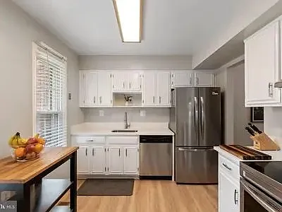 5807 Banning Pl — Photo 6