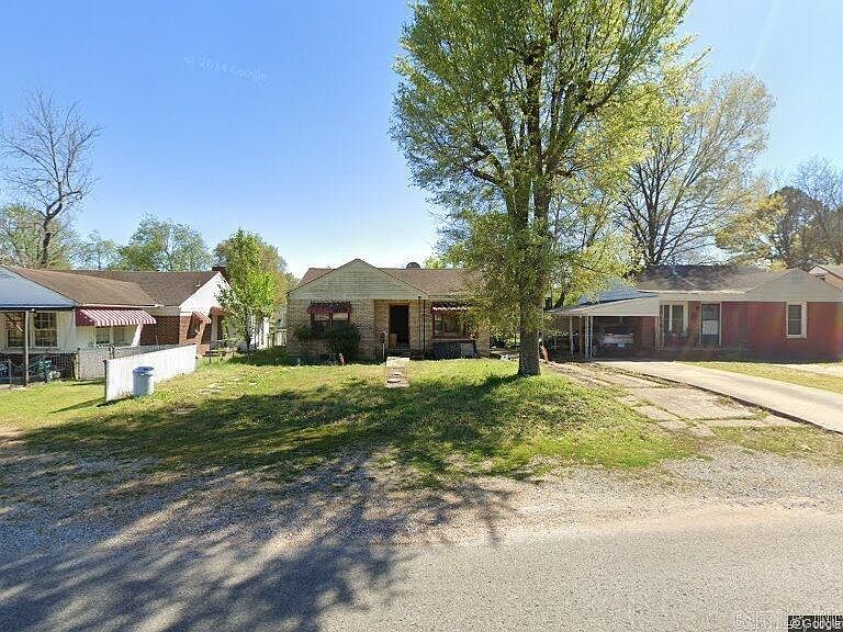 1st image of 1418 Congress St