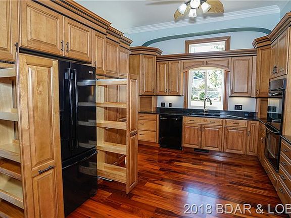 4th image of 288 Glenroth Dr