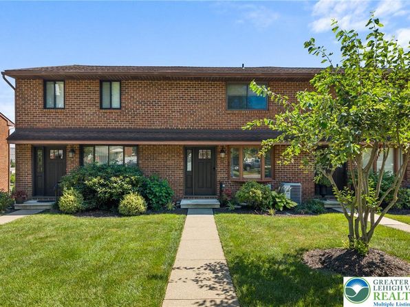 25 W Washington Ave