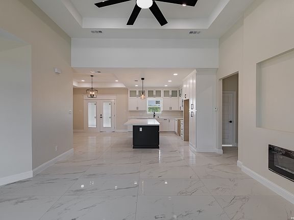 5th image of 3129 Regina Dr
