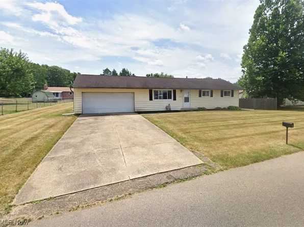 3316 34th St NE, Canton, OH 44705