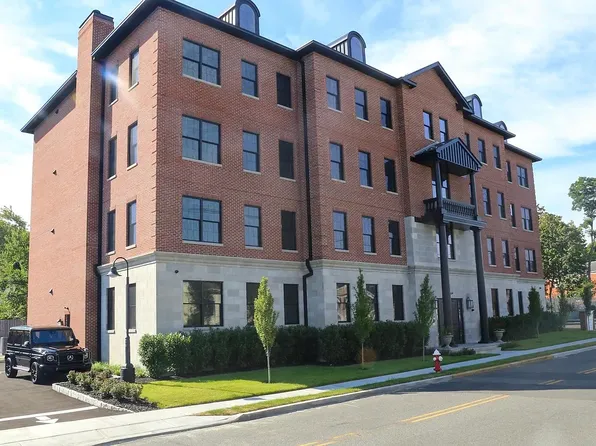 80 Roseland Ave #305, Caldwell, NJ 07006