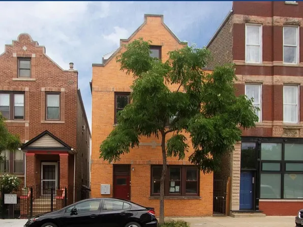 2004 W 19th St #2, Chicago, IL 60608