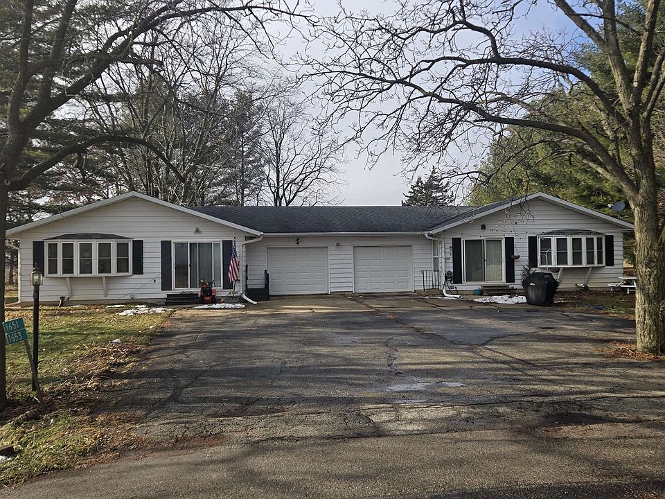 1st image of 1651-1653 Hook Island Rd