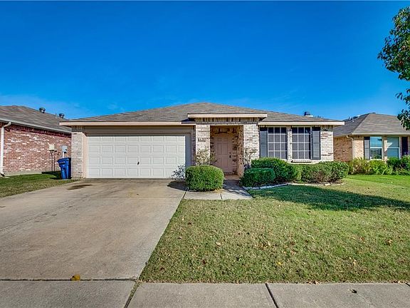 4th image of 6205 Saint James Pl