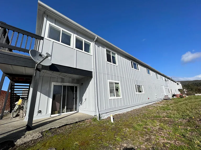 935 Avenue S #5 — Photo 14