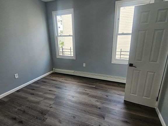 5th image of 245 21st St Floor 3