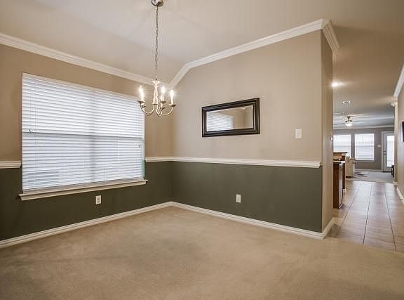5th image of 2412 Castle Creek Dr